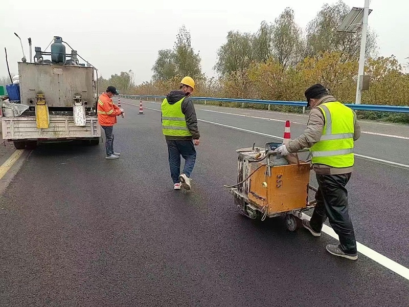 热熔标线涂料,标线涂料厂家,道路标线施工