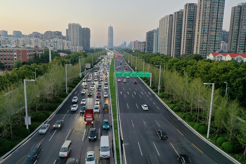 热熔标线涂料哪家好？三艾斯的独特优势盘点