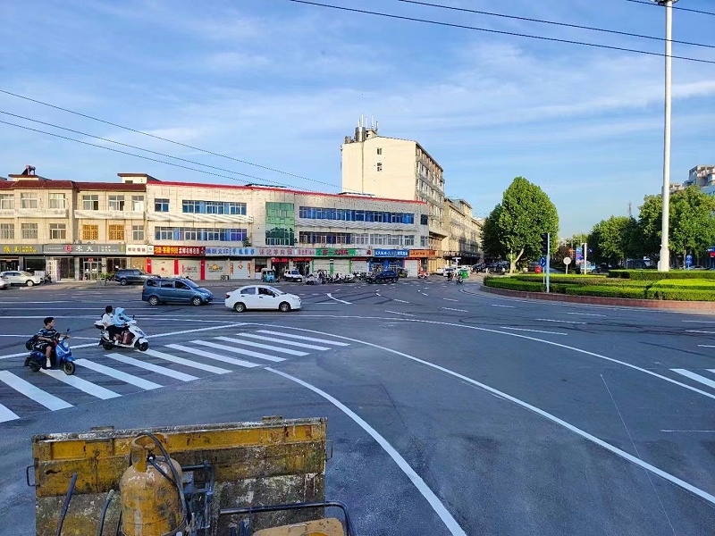 热熔标线施工 (415)