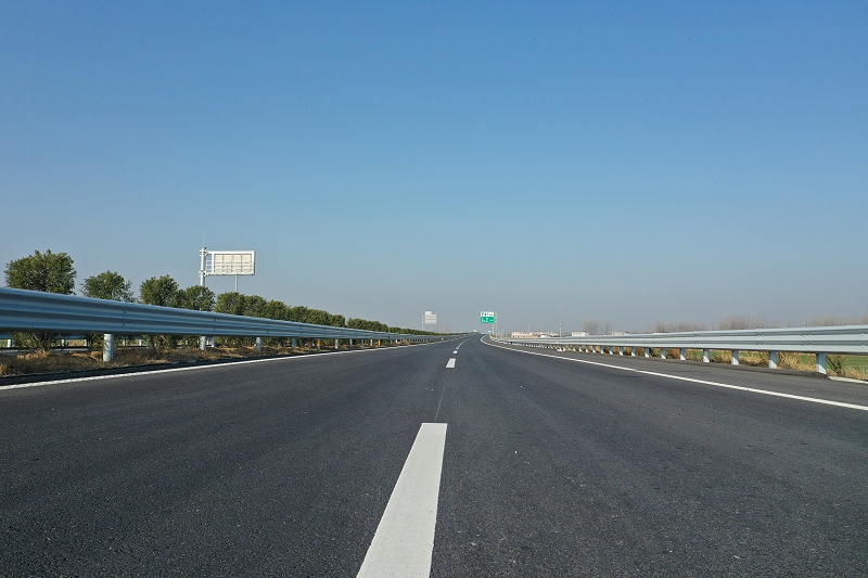 反光值上不去？从涂料到施工的8个关键点