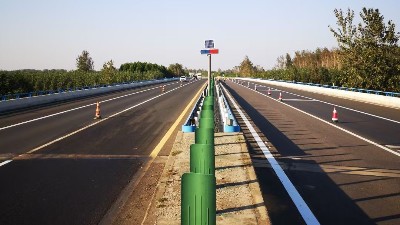 <i style='color:red'>防滑标线涂料</i>在高速公路中的应用案例