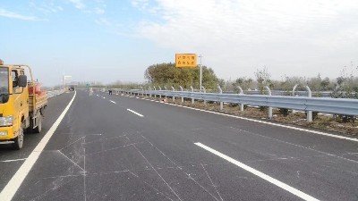 河南三艾斯：热熔标线涂料哪家好？行业趋势解析