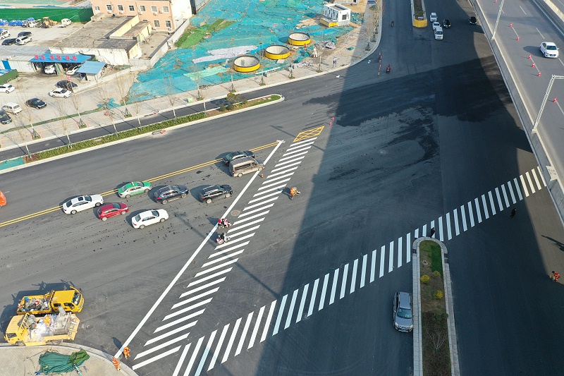 河南三艾斯：热熔标线涂料哪家好？行业趋势解析