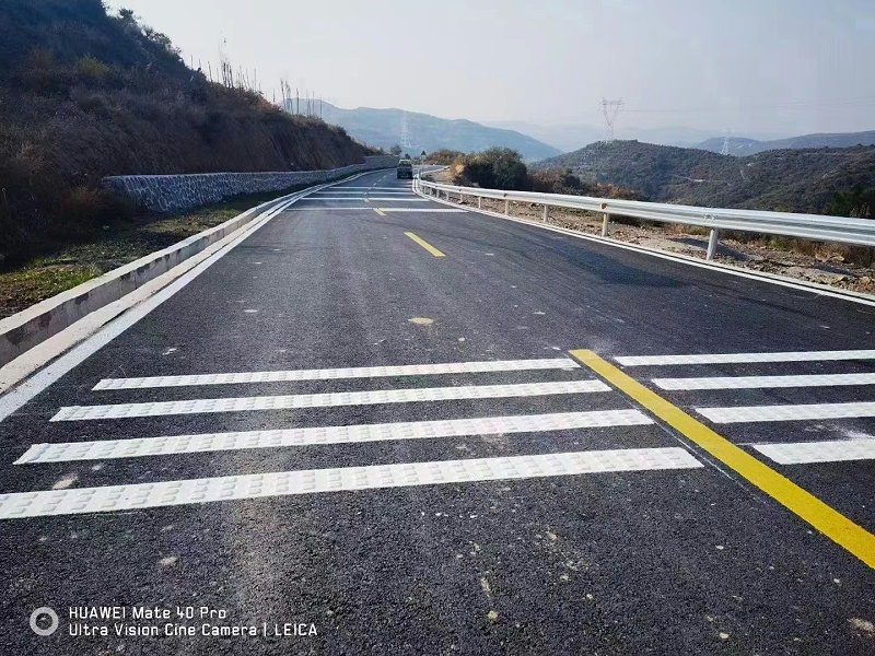 热熔标线涂料哪家好？三艾斯用实力告诉你！